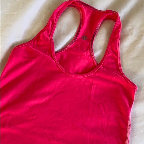 PINK LULULEMON TANK - Picture 2 of 3